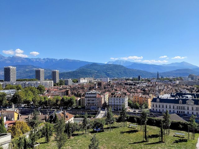 Diététicien·ne à Grenoble : guide local de consultation