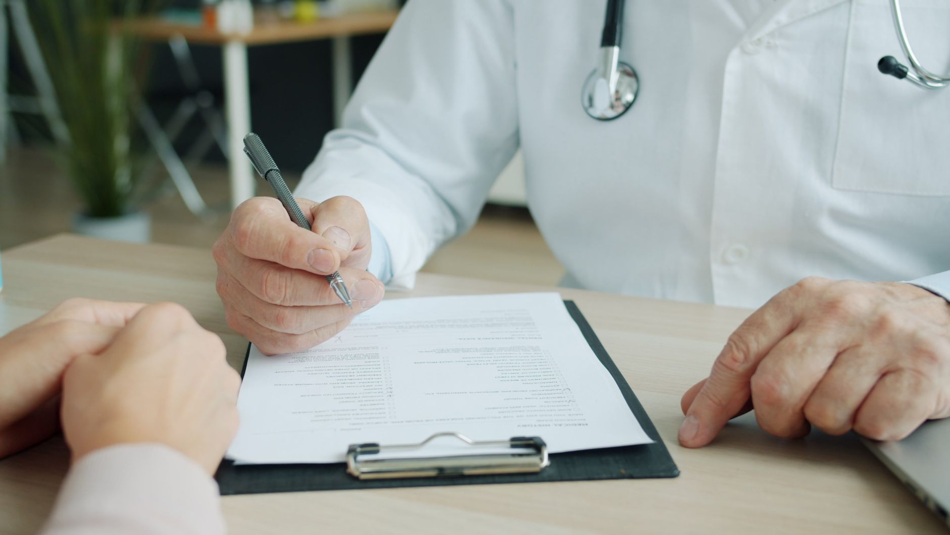 Dialyse : pourquoi les régimes trop stricts vous mettent en danger