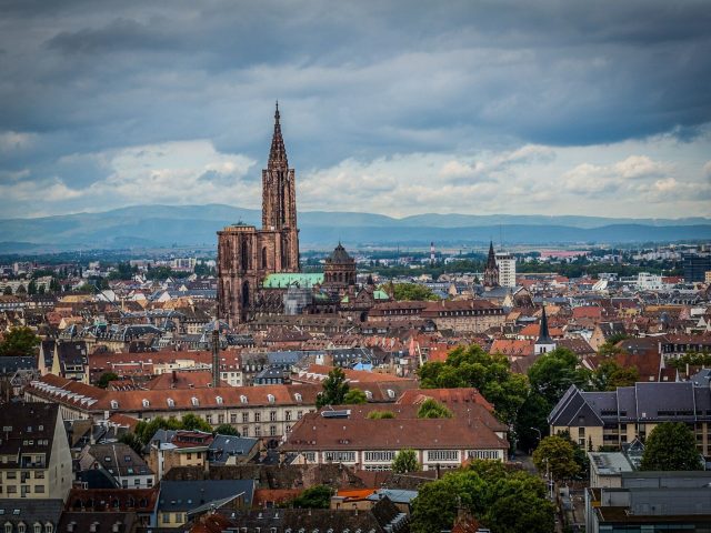 Diététicien<span class="insec">-</span>nutritionniste à Strasbourg : guide pratique