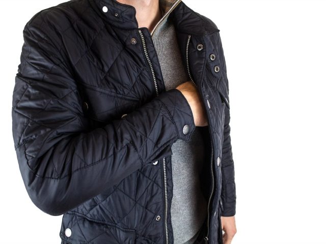 PFAS dans les vêtements : ce qui est prouvé, ce qui ne l’est pas